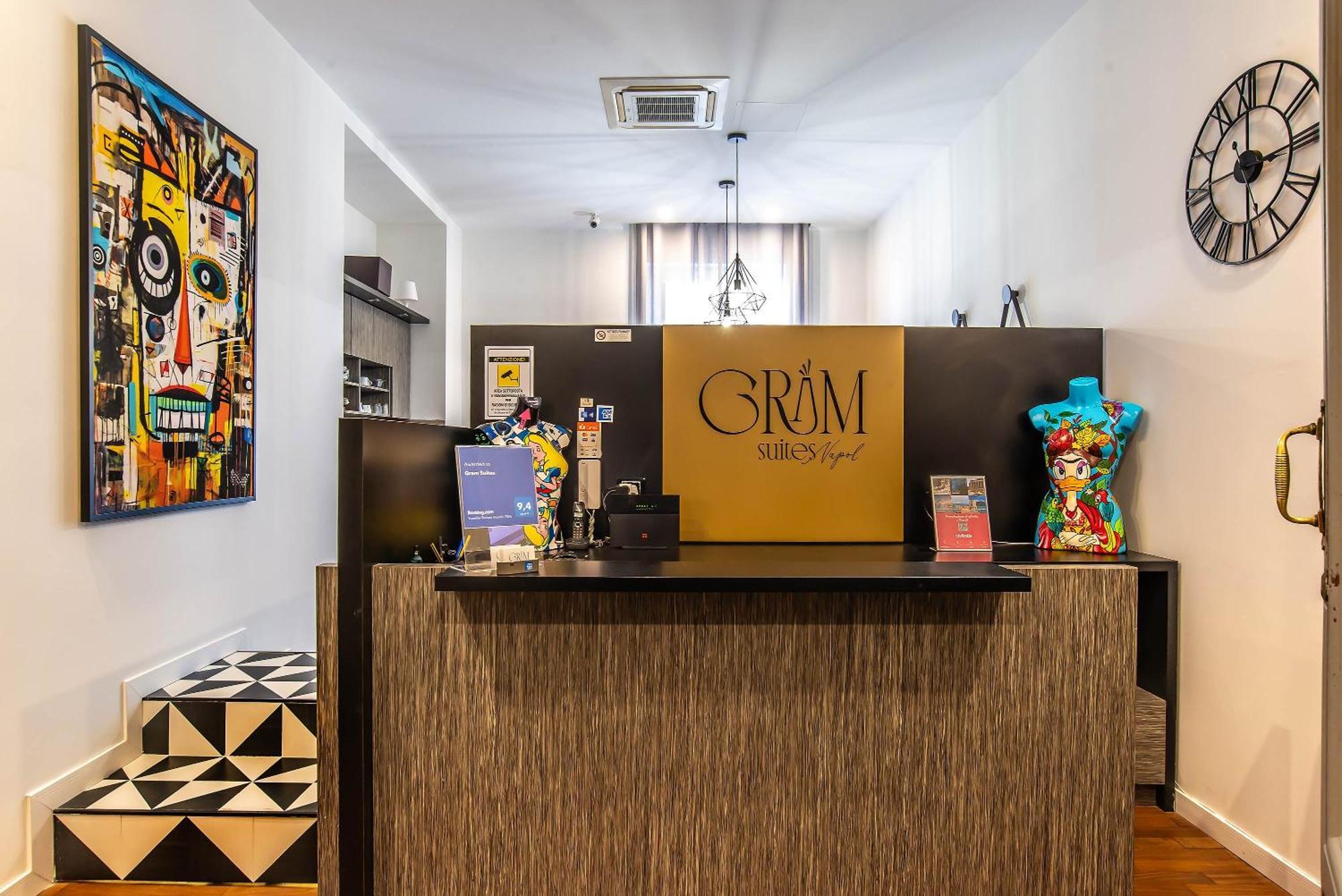 Gram Suites Наполи Екстериор снимка